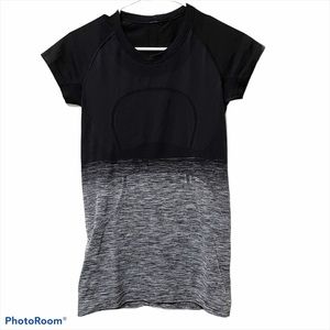Lululemon Swiftly Tech Short Sleeve Scoop Fan Gear